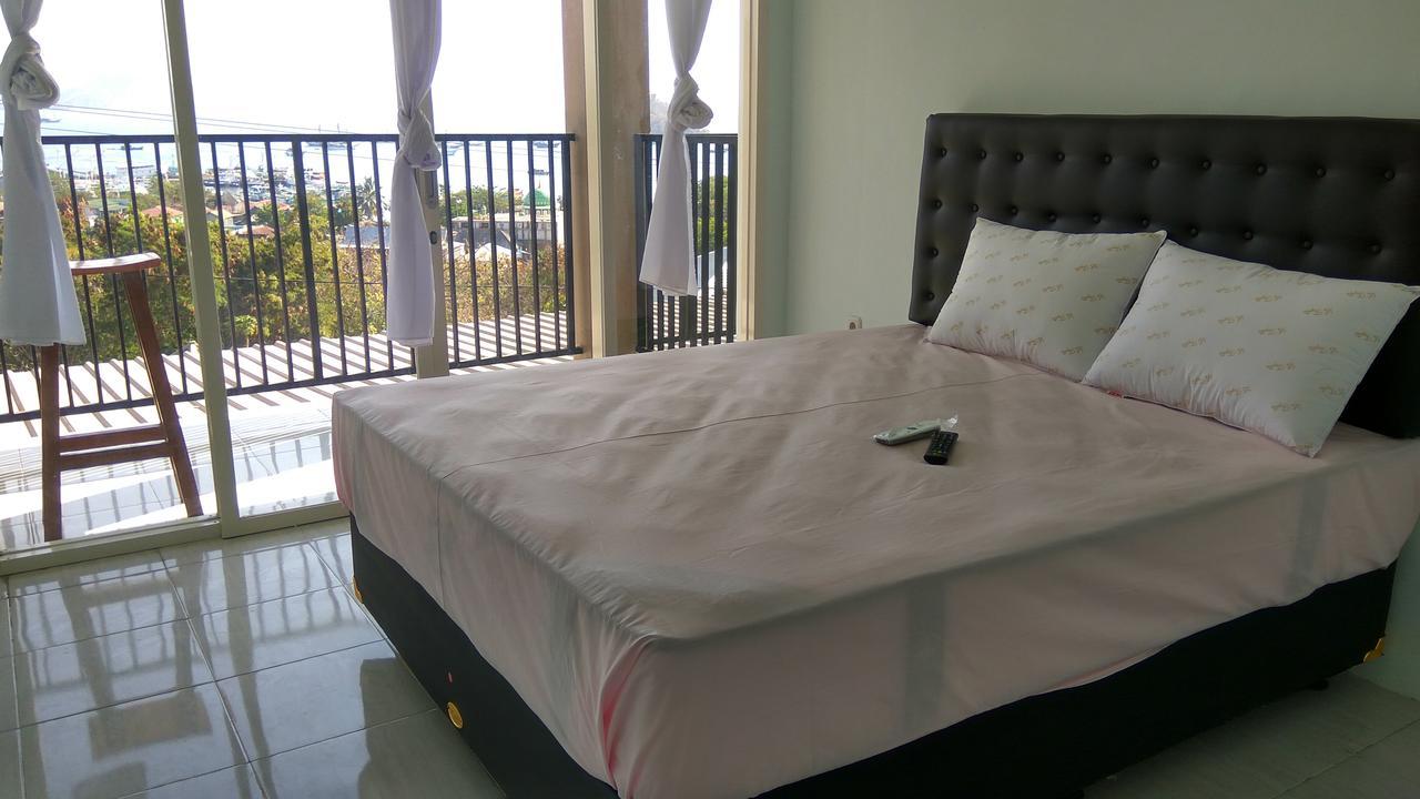 Mawar Hotel Labuan Bajo Extérieur photo
